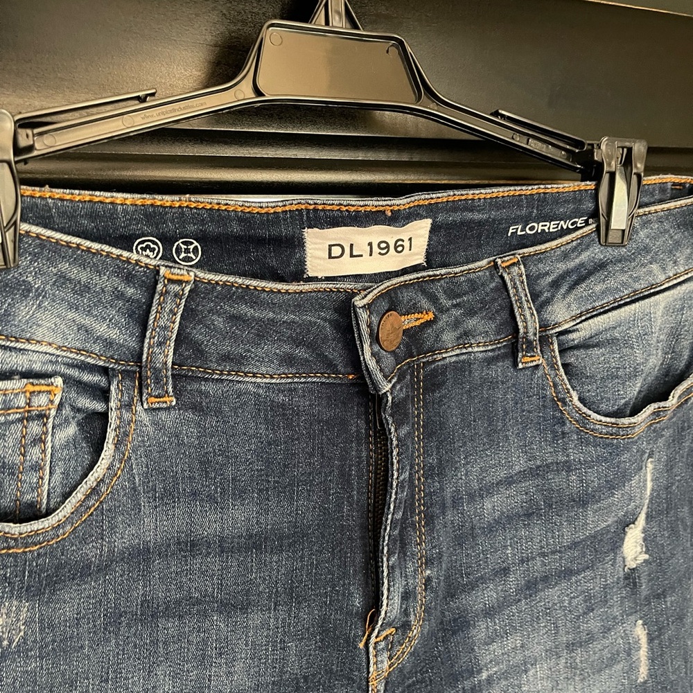 DL1961 Florence Instasculpt Jeans in Strive Wash Size 30 - Picture 4 of 12